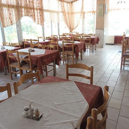 Great Alexander Hotel بلاكا ليتوشورو المظهر الخارجي الصورة