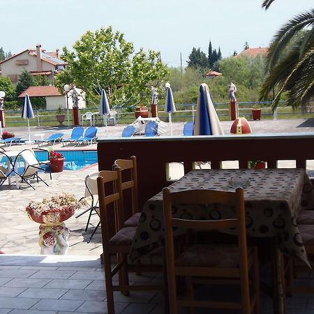 Great Alexander Hotel بلاكا ليتوشورو المظهر الخارجي الصورة
