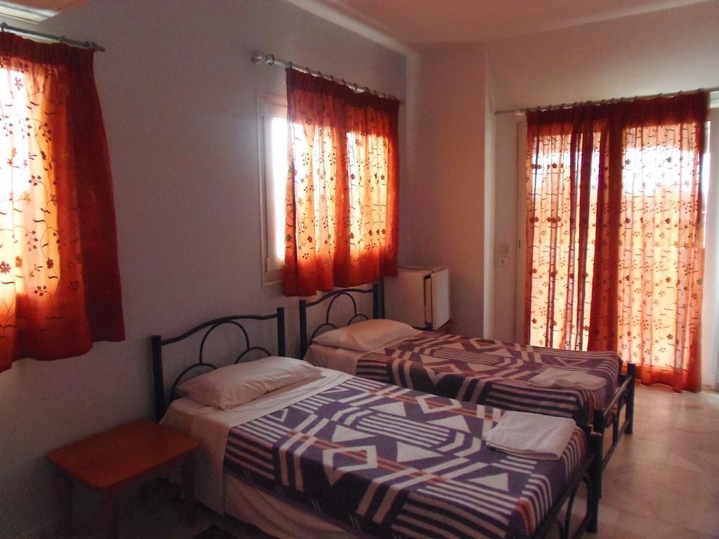 Great Alexander Hotel بلاكا ليتوشورو الغرفة الصورة